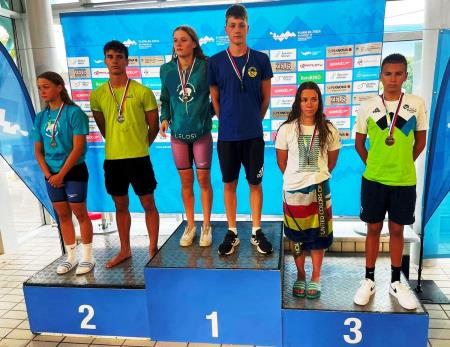 Plavalke in plavalci začeli zelo uspešno z zbiranjem medalj  (10)